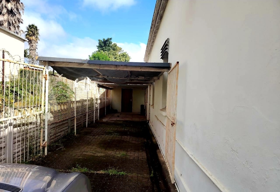 9 Bedroom Property for Sale in Fort Hill Eastern Cape